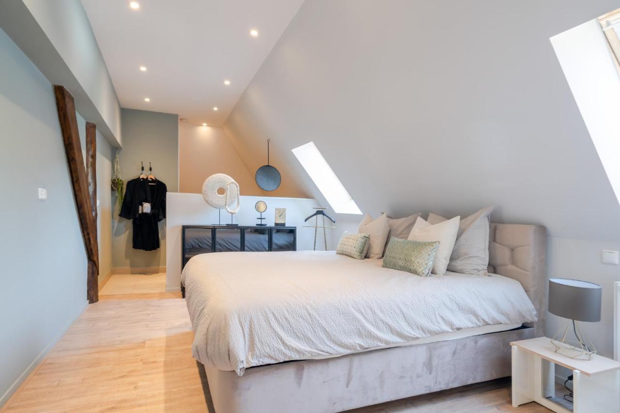 99 Lifestyle Suite Zwaag Εξωτερικό φωτογραφία